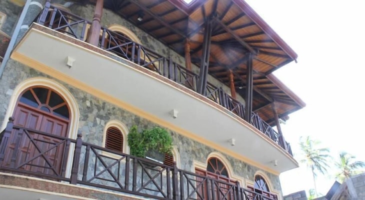 Gallery - Warahena Beach Hotel