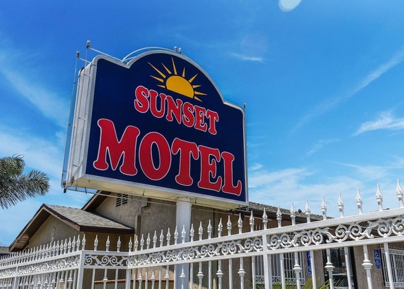 Gallery - Sunset Motel