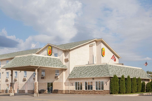 Gallery - Super 8 By Wyndham Fort Frances