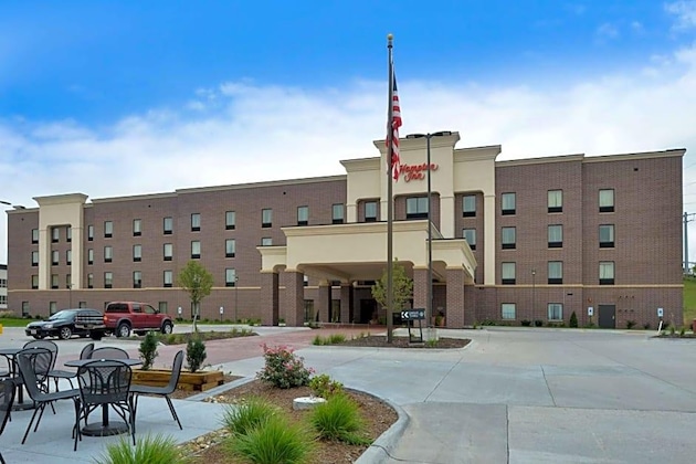 Gallery - Hampton Inn Omaha Midtown-Aksarben Area