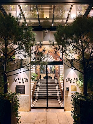 Gallery - The One Alma Paris