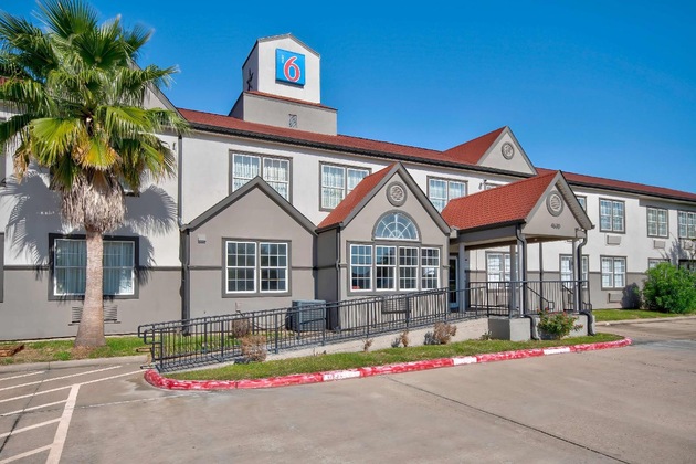 Gallery - Motel 6 Stafford, Tx – Sw Houston - Sugarland