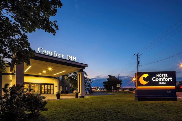 Gallery - Comfort Inn Montreal Aeroport