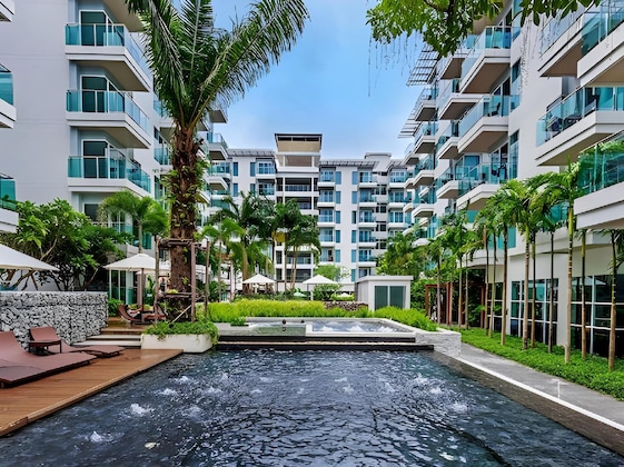 Gallery - Fishermen's Harbour Urban Resort