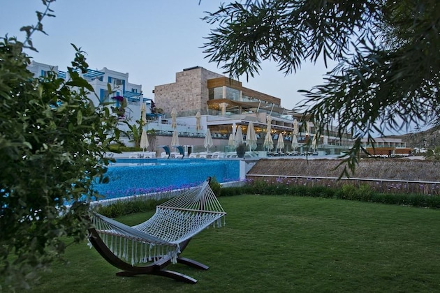 Gallery - Sentido Bellazure