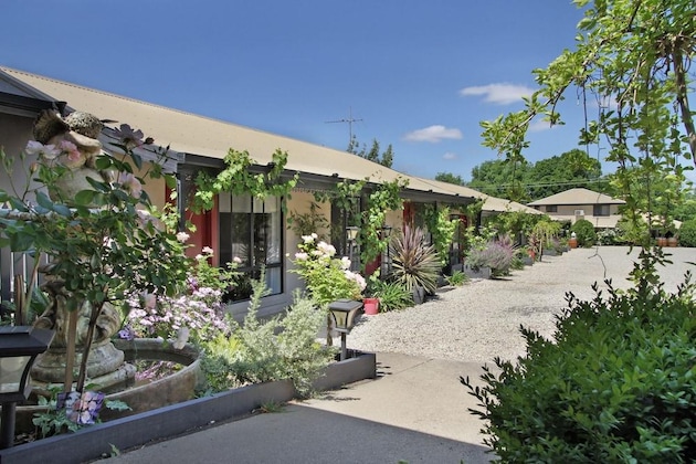 Gallery - Beechworth On Bridge