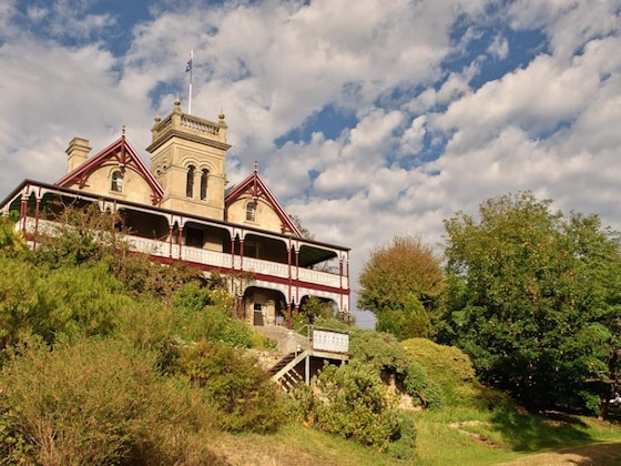 Gallery - Tynwald Willow Bend Estate Hotel