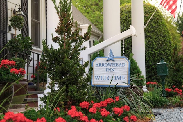 Gallery - Arrowhead Inn