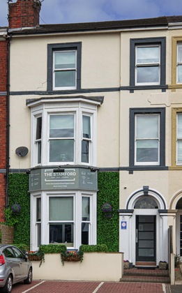 Gallery - The Stamford Apartment