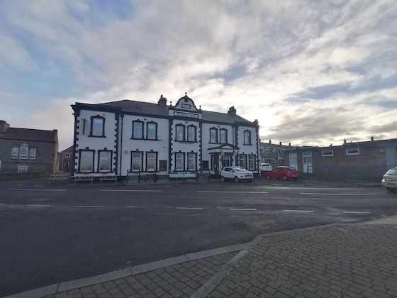 Gallery - The Waterford Arms