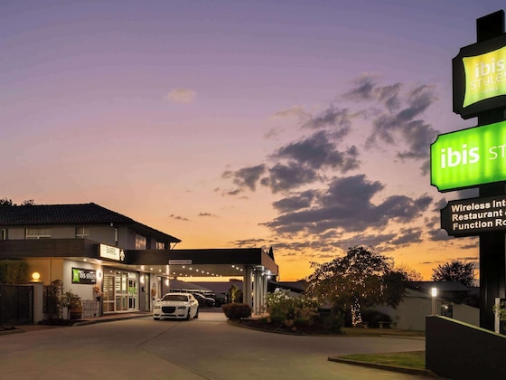 Gallery - Ibis Styles Orange