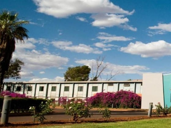 Gallery - The Lodge Motel