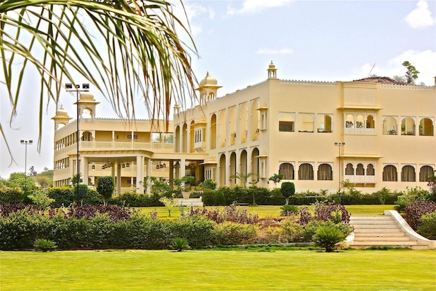 Gallery - Club Mahindra Udaipur