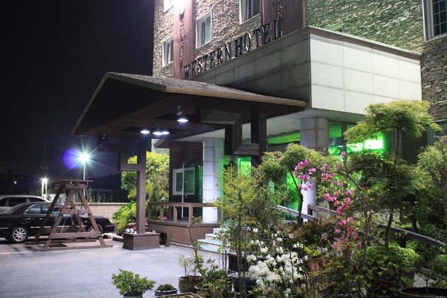 Gallery - Western Hotel