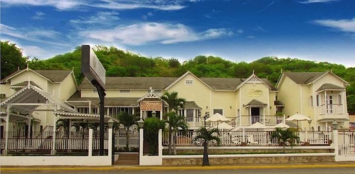 Gallery - Hotel Victoriano