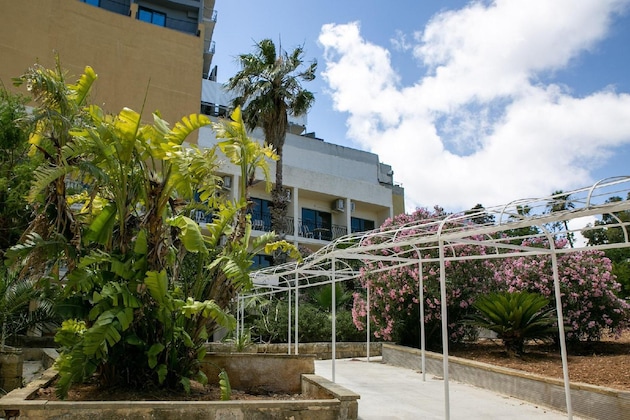 Gallery - Beach Garden Hotel