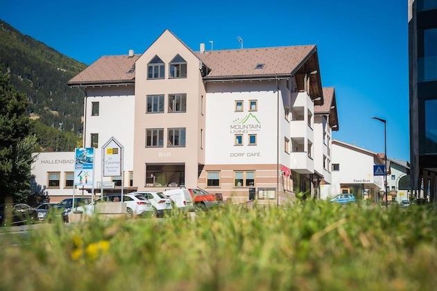 Gallery - Mountain Living Apartments