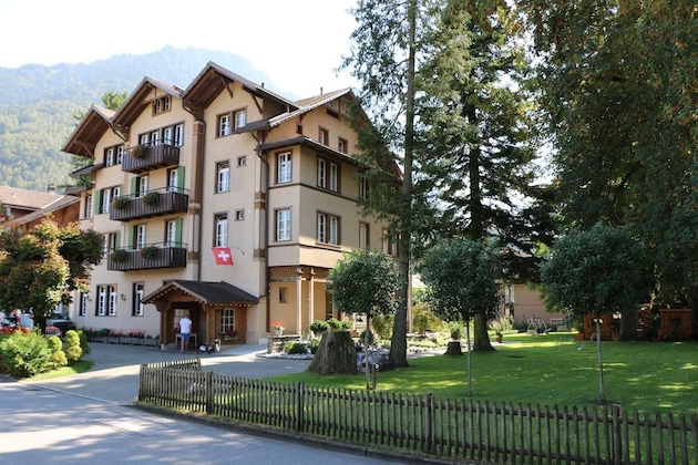 Gallery - Alpenrose Hotel And Gardens