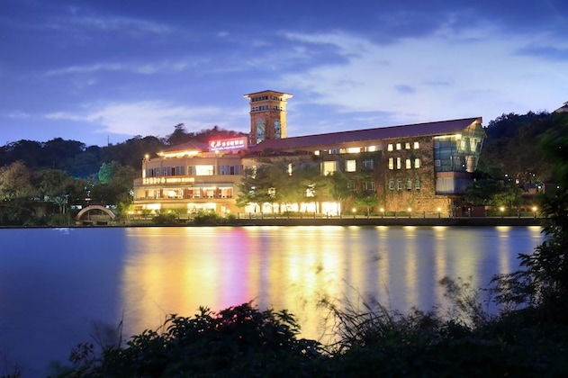 Gallery - Guangzhou Valley View Hotspring Resort