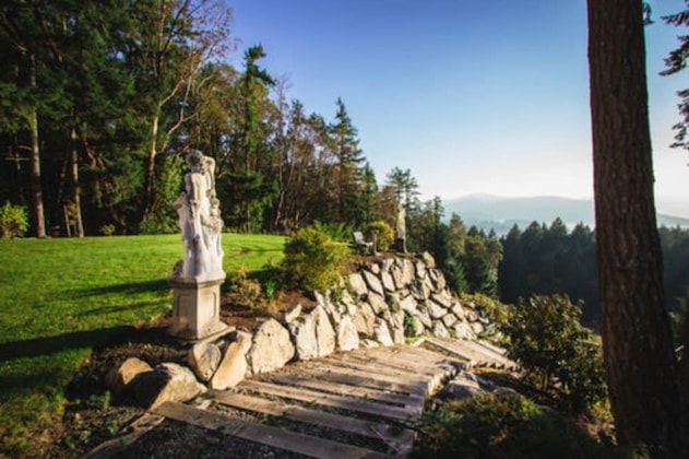 Gallery - Rae Leigh Heights Bnb