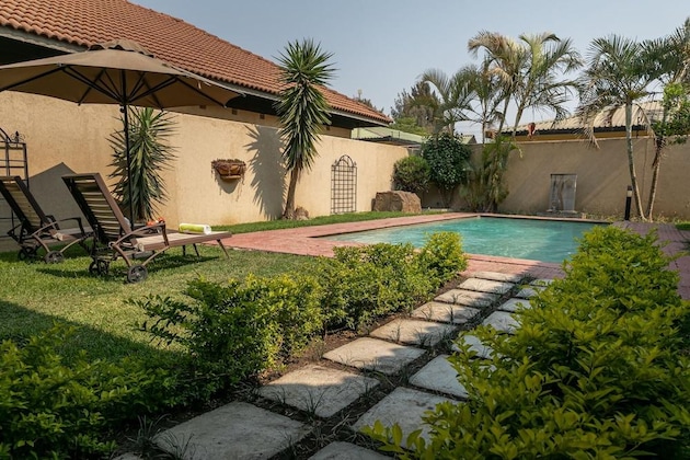 Gallery - Fallsway Villas