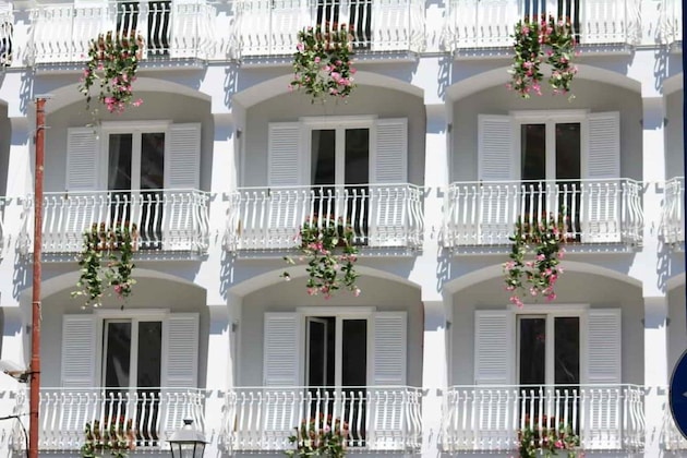 Gallery - Minori Palace