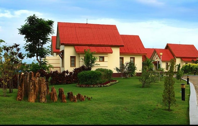 Gallery - The Hotel Myat Taw Win