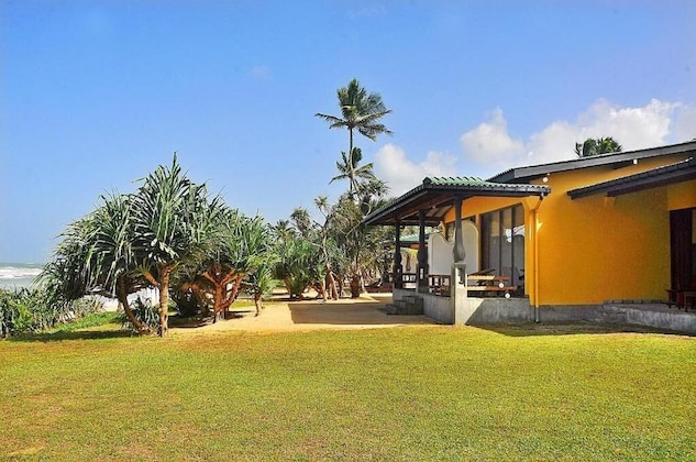 Gallery - The Beach Cabanas