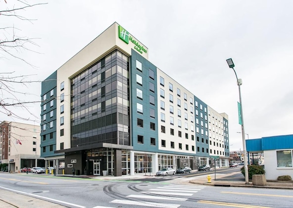 Gallery - Holiday Inn Hotel & Suites Chattanooga Downtown By Ihg