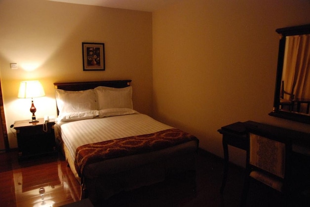Gallery - Churchill Hotel
