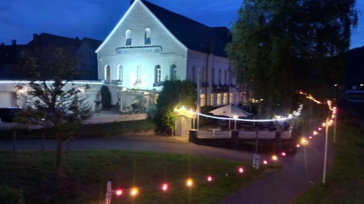 Gallery - Goldener Anker