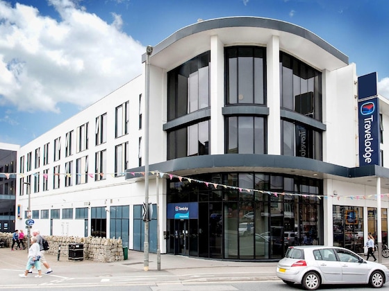 Gallery - Travelodge Newquay Seafront