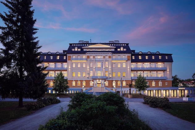 Gallery - Harvey Spa Hotel