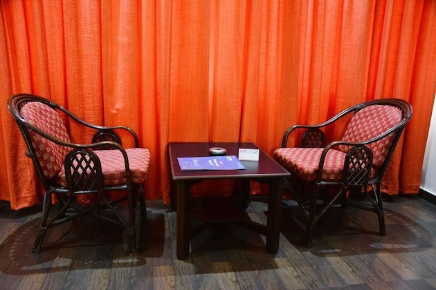 Gallery - Oyo Rooms Court Circle