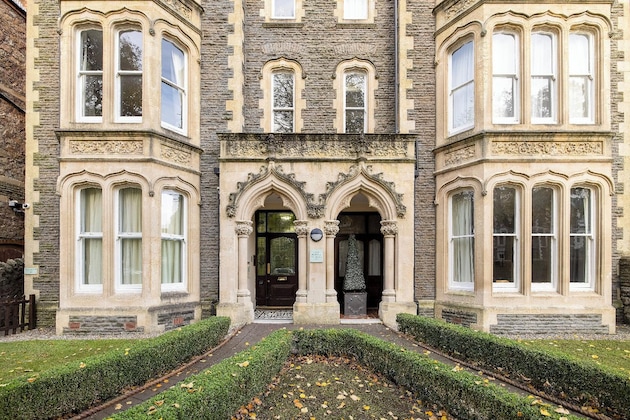 Gallery - Saco Cardiff – Cathedral Road