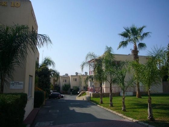 Gallery - Santa Barbara Complex