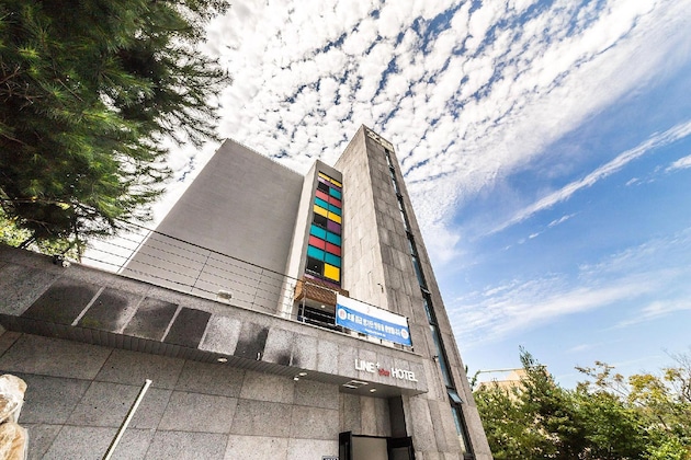 Gallery - Line Plus Hotel