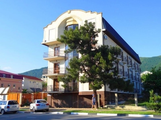 Gallery - Hotel Noy