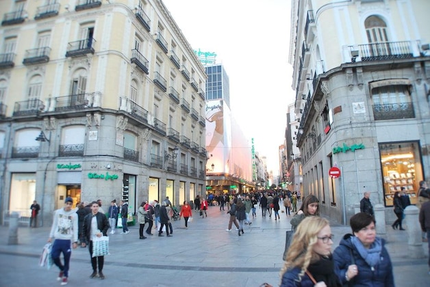 Gallery - Welcome Puerta Del Sol