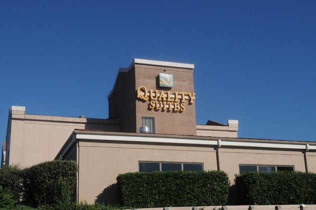 Gallery - Quality Suites Morristown