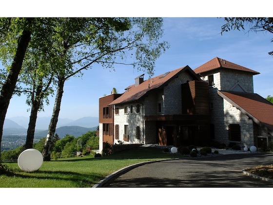 Gallery - Chateau Des Avenieres