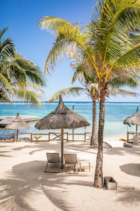 Gallery - Le Peninsula Bay Beach Resort