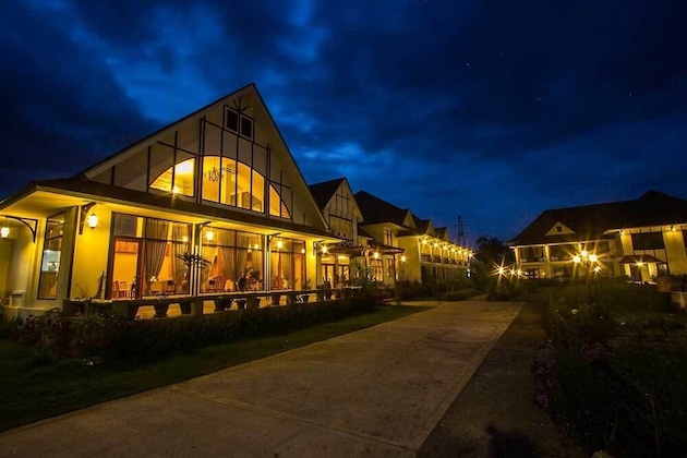 Gallery - White Orchid Hotel