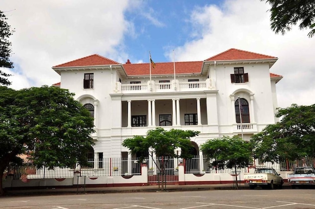 Gallery - The Bulawayo Club