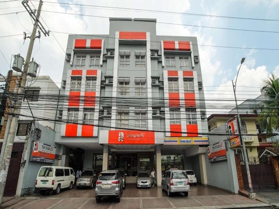 Gallery - The Studio 87 Residences