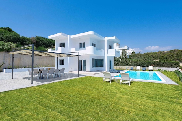Gallery - Hill & Sea View Villas