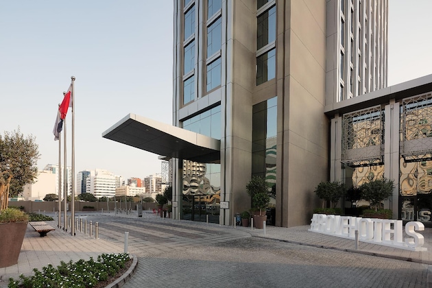 Gallery - Rove City Centre