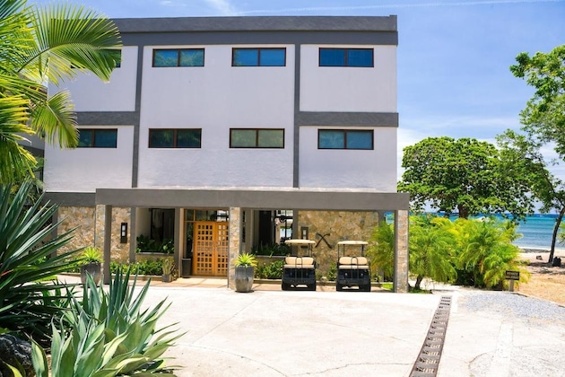 Gallery - Xbalanque