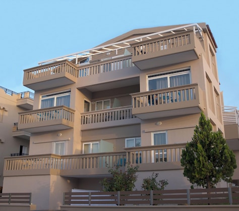 Gallery - Pantheon Apartments