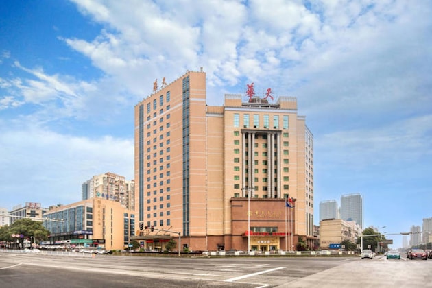 Gallery - Yiyang Huatian Hotel